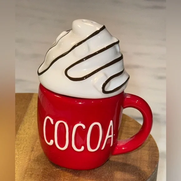 Threshold Hot Cocoa 2 Piece Salt and Pepper Shakers. - Picture 2 of 3